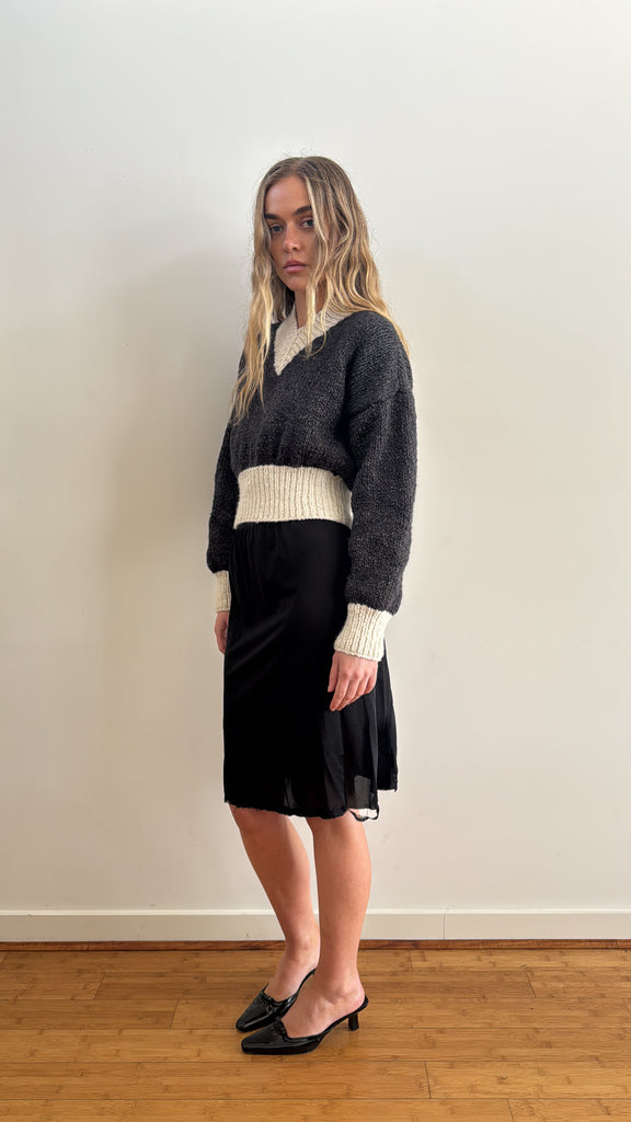 DAPHNE SWEATER CHARCOAL & CREAM XS