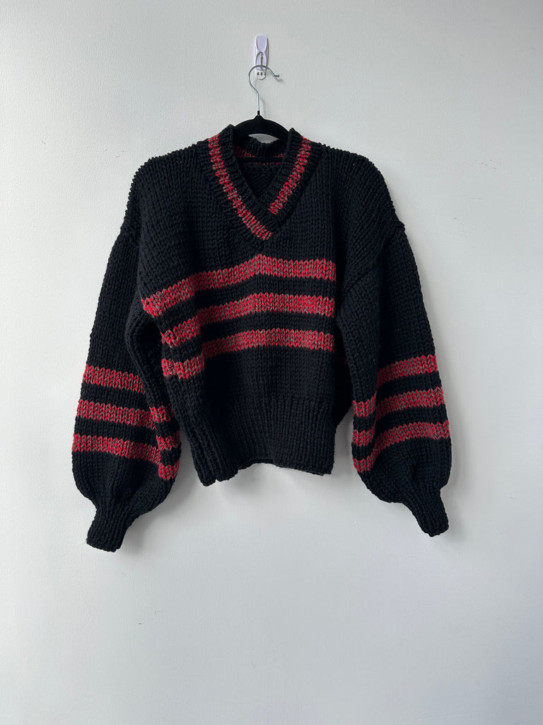 SARAH SWEATER BLACK AND RED (PRE ORDER)