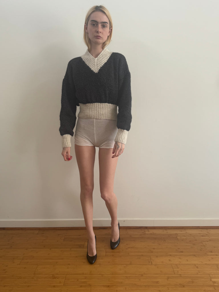 DAPHNE SWEATER CHARCOAL & CREAM