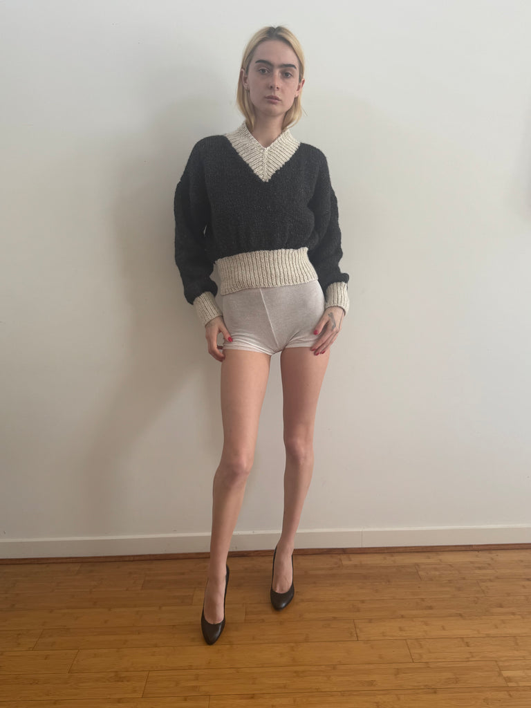 DAPHNE SWEATER CHARCOAL & CREAM