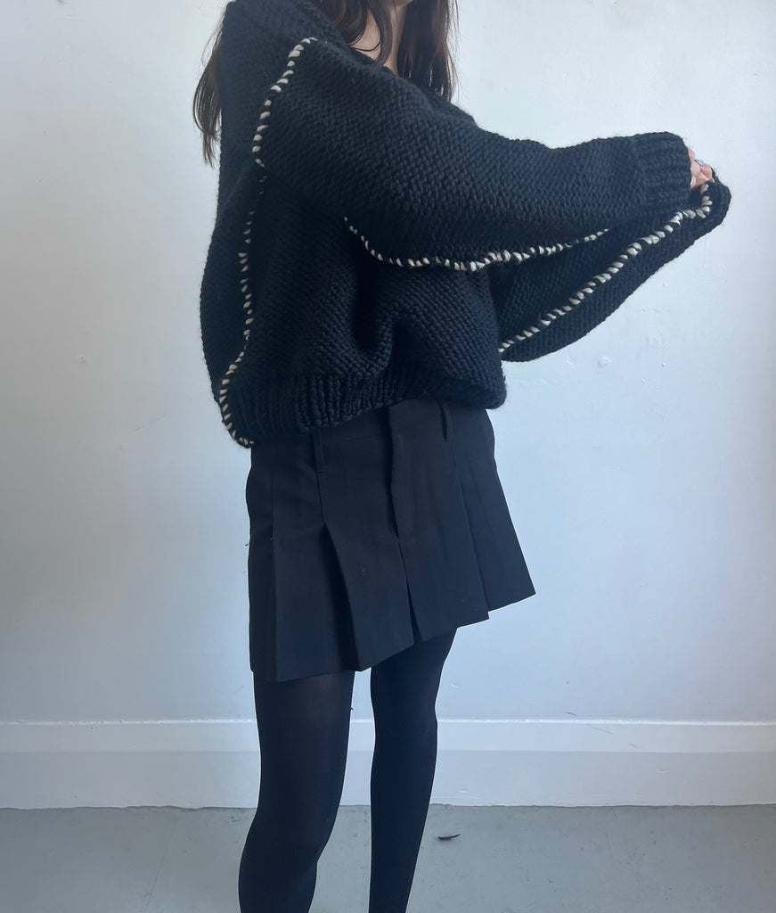 DECONSTRUCTED SWEATER BLACK